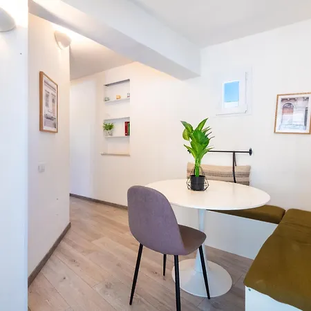 Laura Roof Terrace Teatro Dell'opera Rom